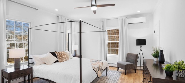 Clean, Classy, Convenient. Montclair's Best Stay! Walk to town and train