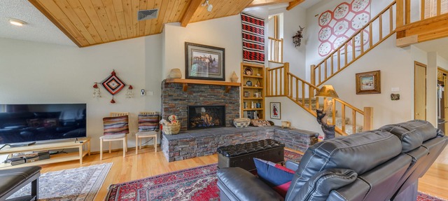 Cloudcroft Mtn Home w/Patio, Walk to Golf Course!