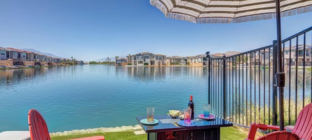 Coachella Valley Lakeside Villa w/Amazing Views, Infinity Pool, & Game Room