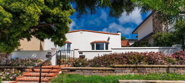 Coastal Compound in Renowned La Jolla Village!