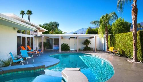 Collins Hideaway