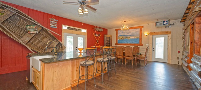 Come & Enjoy the Newly Remodeled "Lazy Bear Lodge"
