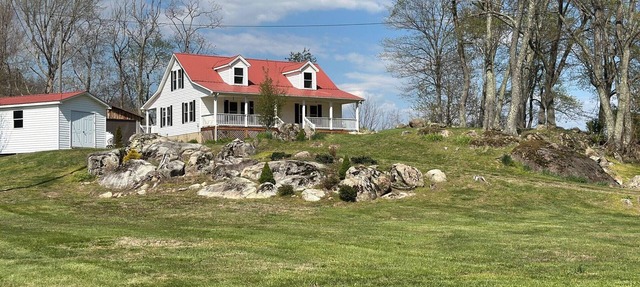 COMERS ROCK LODGE 2 BEDROOM 2-BATH WIDE OPEN VIEWS