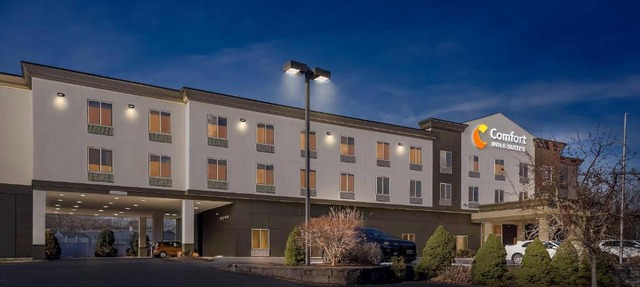 Comfort Inn & Suites Plainville-Foxboro