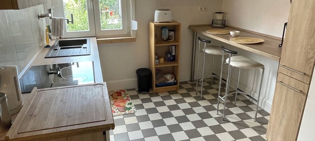 Comfortable 2-bedroom apartment with WiFi in Lovely Plieningen!