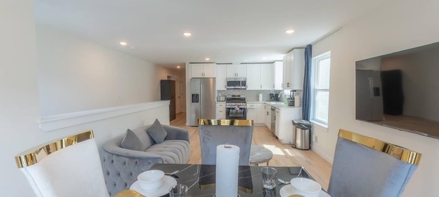 Comfortable 3BR/2BA Home , 2 Units in One+ Great for Family Trips +Free Parking