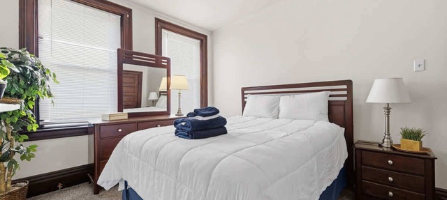 Comfortable Apartment - 2 Bedroom Easy City Access