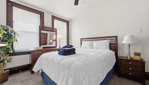 Comfortable Apartment - 2 Bedroom Easy City Access
