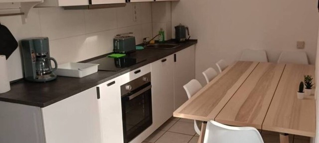 Comfortable apartment with balcony for up to 6 people