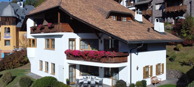 Comfortable attic room with panoramic view & balcony - free Wi-Fi