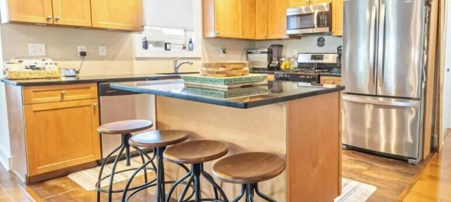 Comfortable Condo near Saratoga State Park!