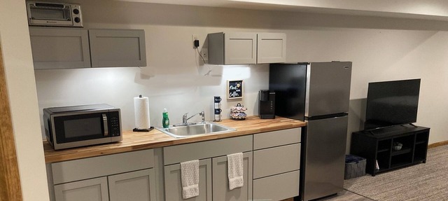 Comfortable Private room with bathroom and kitchenette.