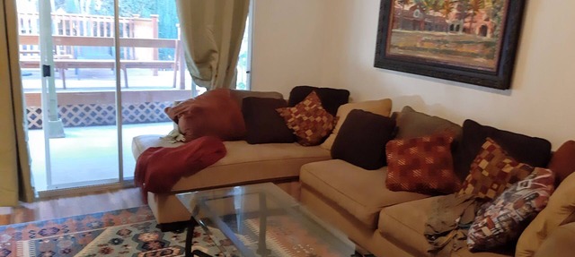 Comfy, Central 2Bd, 2Ba Home: medical professionals, retirees, work from home.
