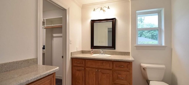 Comfy1-bedroom 1-bath with WiFi and Cable TV in lovely Angleton