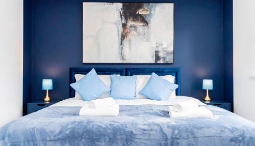 Contractors Wow! 5 Bedrooms 10 Guests Free Parking