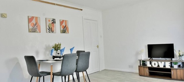 Convenient Accommodation near Reading University
