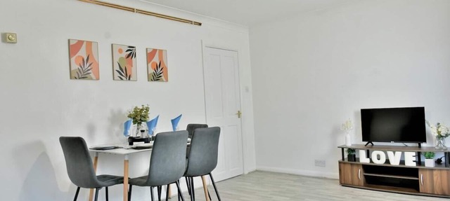 Convenient Accommodation near Reading University