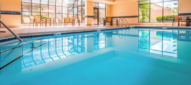Convenient Stay, Superb Location! Pet-friendly Accommodation, Indoor Pool!