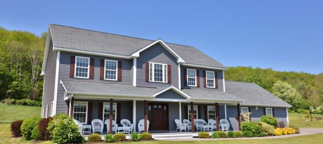 Coop Diamonds Sunrise Estates V - Private bathrooms, Heated Pool, 5 miles to DP