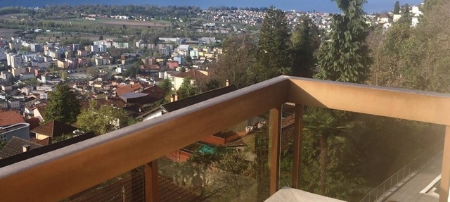 Corner apartment on the 3rd floor for 1-4 persons.