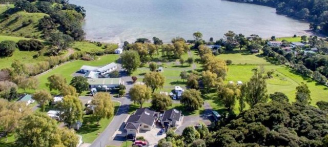 Coromandel Shelly Beach TOP 10 Holiday Park