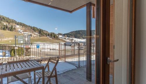 Costa Alpine Suite