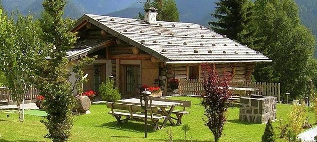 Cottage in Bellamonte with hot tub