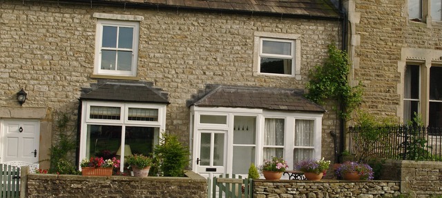 Country Hideaways | Barton Cottage | West Burton