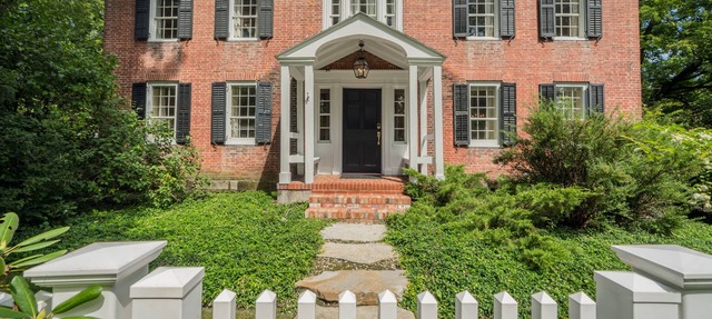Country House, Pool, Garden, Pet Friendly, Near Lake George & Saratoga Springs