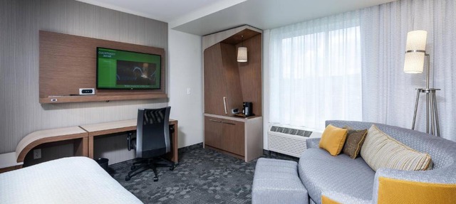 Courtyard by Marriott Boston Littleton