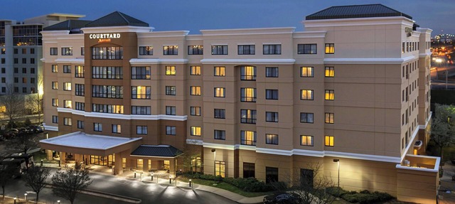 Courtyard by Marriott Newark Elizabeth