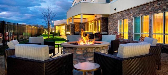 Courtyard by Marriott Schenectady at Mohawk Harbor