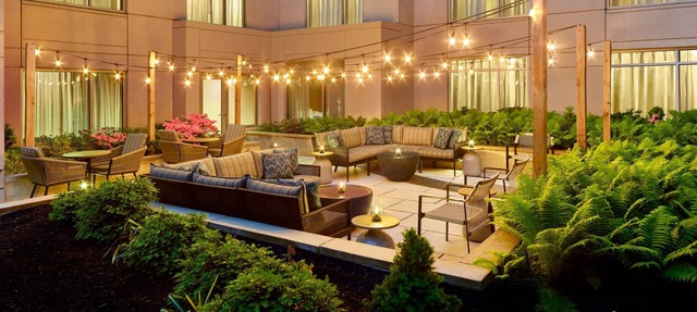 Courtyard by Marriott Washington, DC/Foggy Bottom