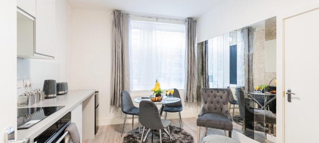 Cozy 1 Bedroom apartment, 30 mins to Oxford street by tube C