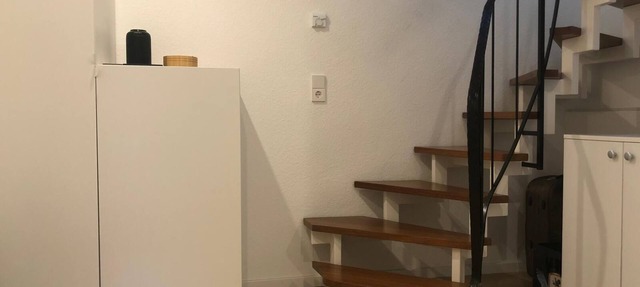 Cozy 1-bedroom dublex-apartment in pleasant Stuttgart with AC