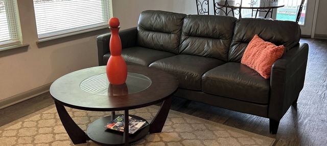 Cozy 2-bedroom Perfect Location in Alpharetta.