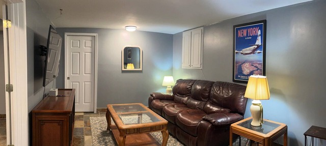 Cozy 2 bedroom studio in Suwanee