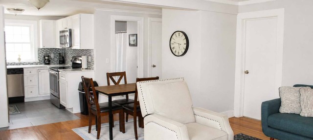 Cozy 2BR Getaway Steps from Lake Winnipesaukee