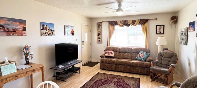 Cozy, Comfortable, Quiet, Private Apartment