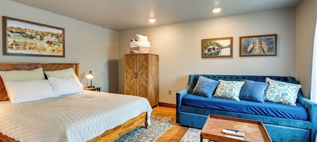 Cozy Meredith Studio Near Lakes & Downtown