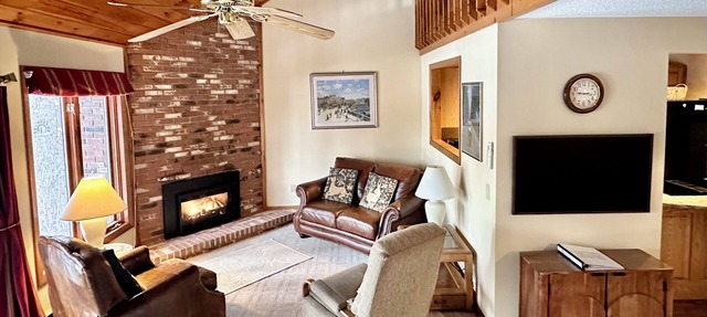 Cozy Private Winter Retreat, 5 min to Cranmore, 10 to Attitash, 3 mins to town