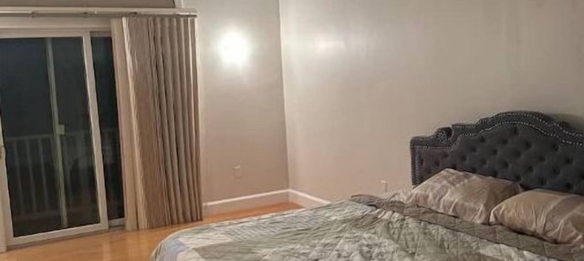 Cozy Retreat at an Adorable 5 Bedroom w/free parking/Hiking/River
