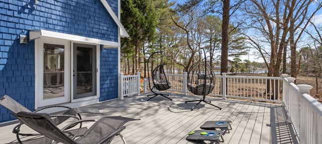 Cozy Riverfront Stay in Wareham