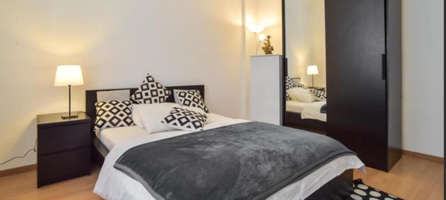 Cozy Room in Stuttgart near Center with shared Bathroom and Kitchen