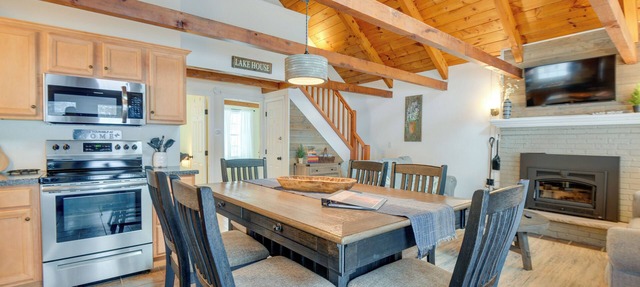Cozy Tuftonboro Escape: Steps to Private Beaches!