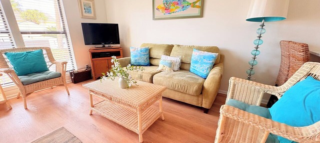 Cozy Updated Studio | Prime Resort Location