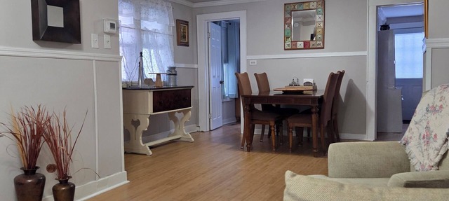 Cozy, well equipped 1st Floor Apt in the Heart of Schenectady. Family Friendly