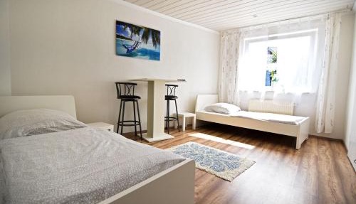 cozy worker apartments Niederkassel
