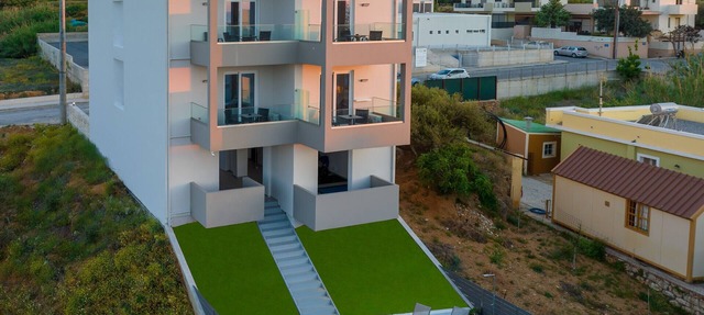 Creta Sun, Studio 111 City & Pool view