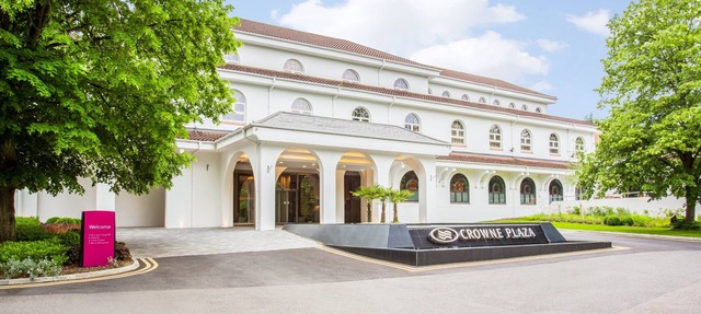 Crowne Plaza Gerrards Cross by IHG